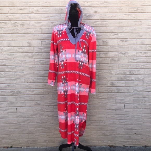 Ellen Tracy Red & Gray Aztec Print Hooded Soft Fleece Nightgown Robe Size M - Picture 10 of 13